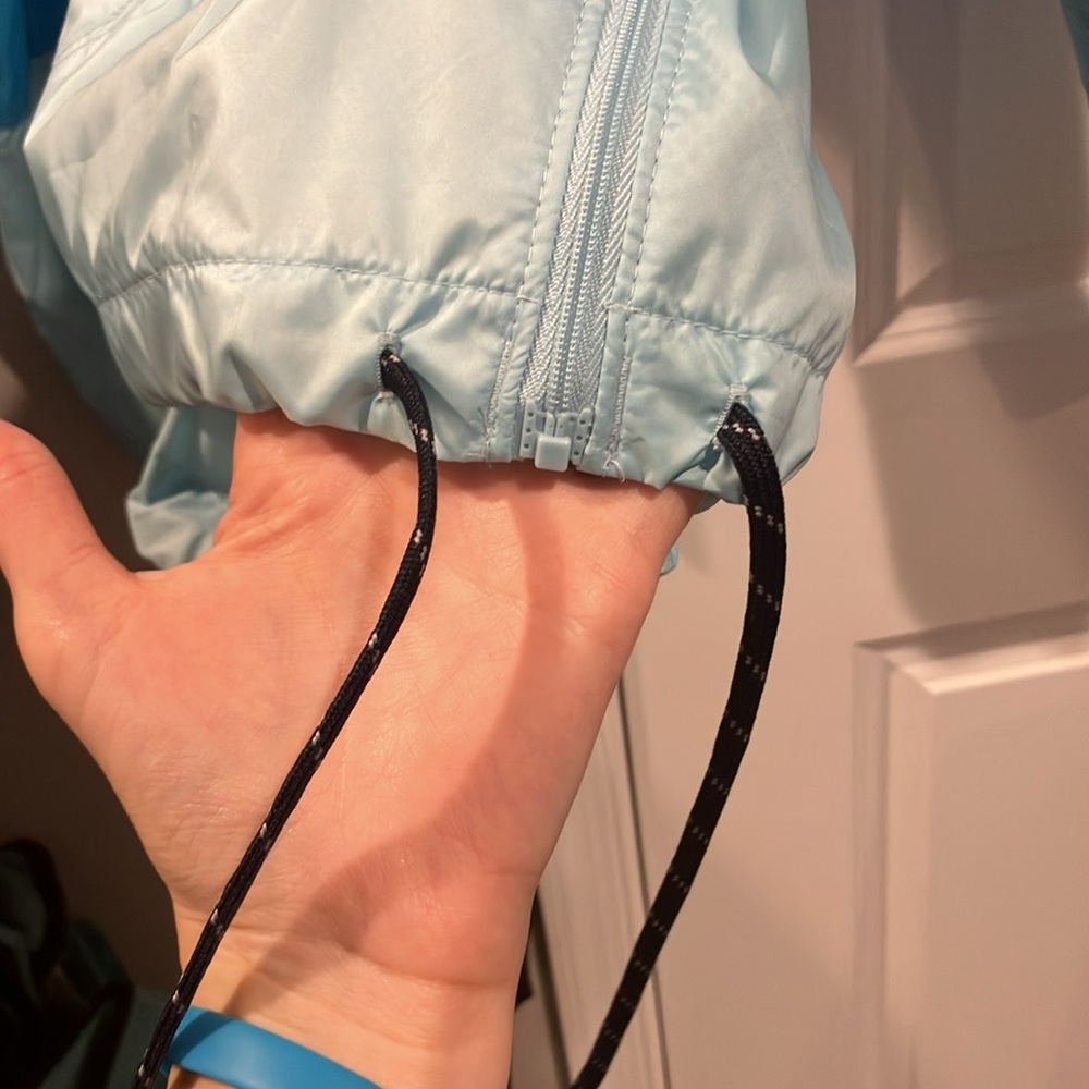 Columbia Two-Tone Blue Windbreaker - Picture 6 of 8
